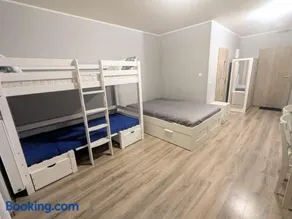 Piano Apartment - Image 1