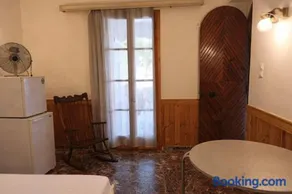 Kamares Home - 50m from Sea - Image 3