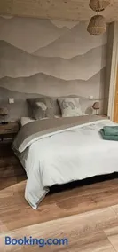 Studio Au coeur du Val Meublé de tourisme 4 étoiles - Image 3
