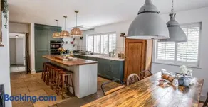 Blackshore House - Image 4