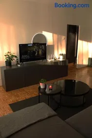 "Book Me" Apartment - Zagreb - Free Public Parking in Front - Image 3