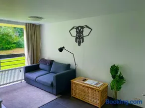 Nature Studio Deck - 3 countries - Free Parking - Image 2