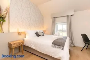 The Roost on Rock Road - Image 3