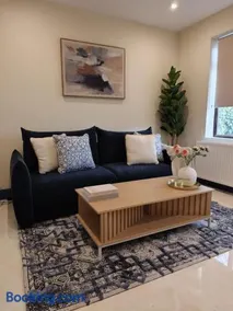 House, Sutton Coldfield,Great location - Image 1