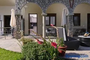 House Rousko - Image 2