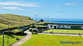 Portrush, Ramore Head apartment with sea views - Image 3