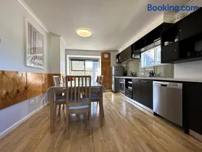 Cape Cod Chalet, alpine-getaways - Image 3
