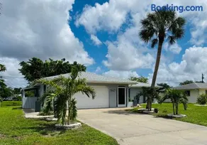 Venice Lake House - Image 2