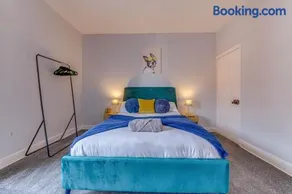 Liquorice Lodge 2 bed & parking - Image 3