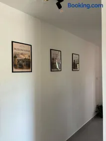Domek Wśród Pisarzy - Image 2