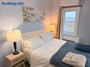 Ocean View Cozy Stay 4 - Image 1