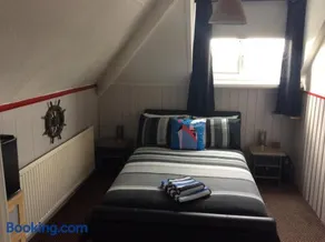 Snowdon House Single rooms for solo travellers - Image 4