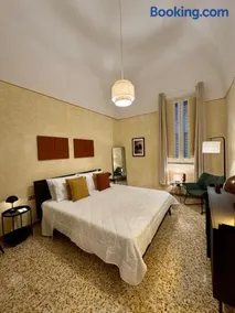 Palazzetto Filippi - Image 1