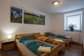 U Moto Makovic - Image 2