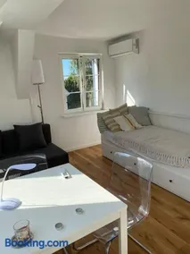 Dachwohnung im Villenviertel - Image 2