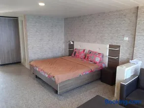 Mounes Hotel - Image 2