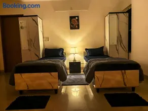 Stay in - Image 1
