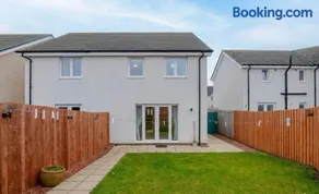 3BR Parking Nr Dalhousie Castle &Edinburgh Airport - Image 5