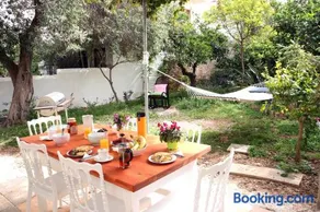 Spacious townhouse close to Chania center - Image 1