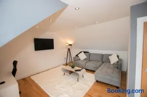 Penthouse at the White House near Edinburgh - Image 5