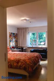 Modernes und gemütliches Designerzimmer - Image 3