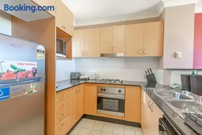 1BD Apt w City view in the Little Italy - Image 3