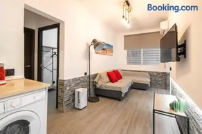 Beach Apartment, next to the sea - Image 4