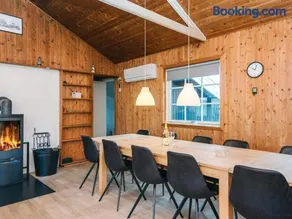 12 person holiday home in Harboøre By Traum - Image 4