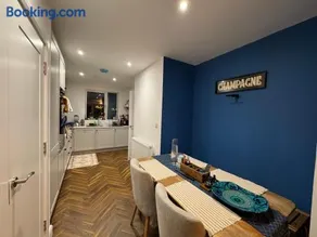 Cozy Double Room in a Quiet Estate Near Airport and Blanchardstown - Image 5