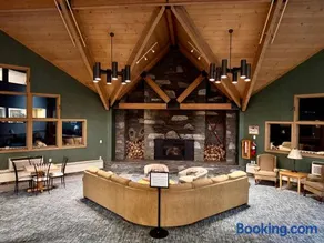 1 Bedroom River and Loon View Balcony Indoor Pool - Image 3