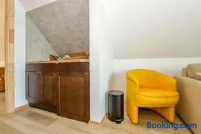 Vivaldi Lake House - Image 2