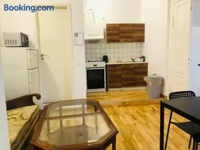 A1 Stay Apartments - Image 5