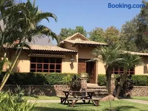 Apartamento vacacional apto para niños con internet de alta velocidad y barbacoa | Vistas al lago | Admite mascotas - Image 1