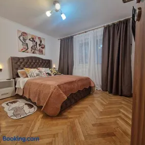 Lovely 2 bedrooms flat Cornelia- CENTRAL Corabia - Image 1