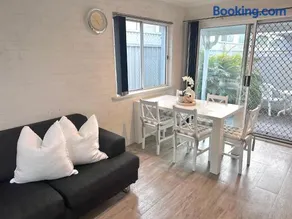 RED Rock - Where Yamba Adventures Meet Townhouse Comfort - Holiday Yamba - Image 4