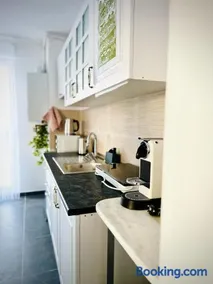 Airport Gardens Loft - Image 3
