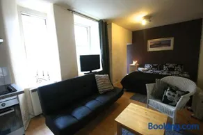 Royal Mile Budget Apartments - Image 3
