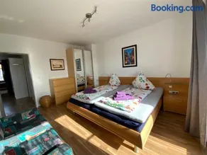 Sunny apartment in Pähl - Image 4