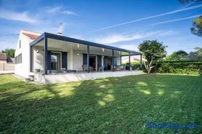 Villa bord de mer avec piscine - Image 3