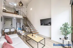 Luxurious Duplex in Madrid - Image 1