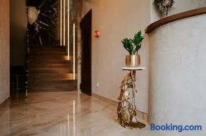 Diamond Boutique Hotel - Image 2