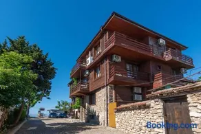 Royal Blue Apartments with Sea View in Old Nessebar - Image 5