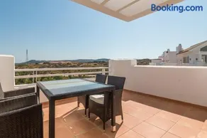 2214-Modern apt with private beach - Image 4