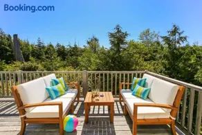 Beachcomber at Seabrook Hospitality - Image 3