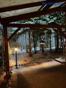 Natur pur, Haus mit großen Garten am Wald - Image 3