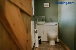 White Side Cottage - Image 2