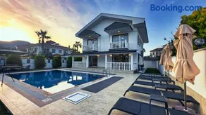 Dalyan Center Location Detached Villa with Pool - Image 4