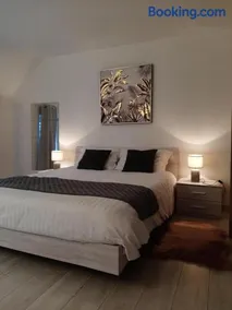 Maison de campagne en pierre bleue-WIFI et parking - Image 2