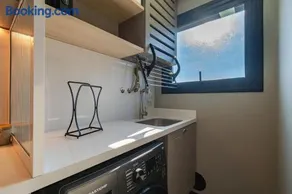 Apartamento Cristão Luxo a 100m da Rua Coberta • 2 Suítes + Serviços de Hotel - Image 3