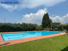 Bardolino Lake Apartments - Image 2